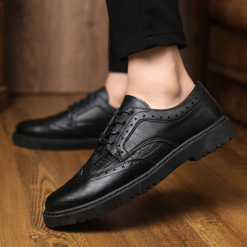 Sapato de Couro Brogue